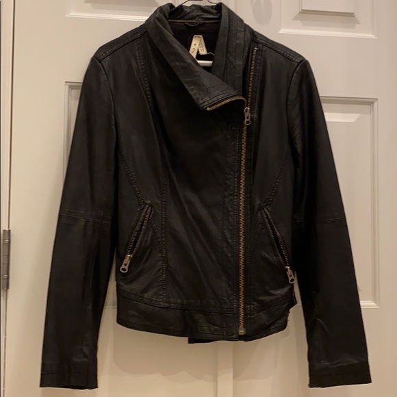 Leather Jacket - Picture 3 of 3